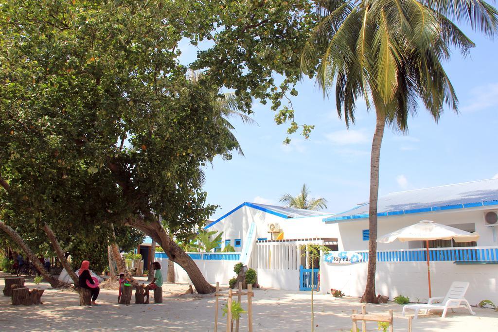 Rip Tide Vacation Inn, K.Guraidhoo กุราอิธู ภายนอก รูปภาพ