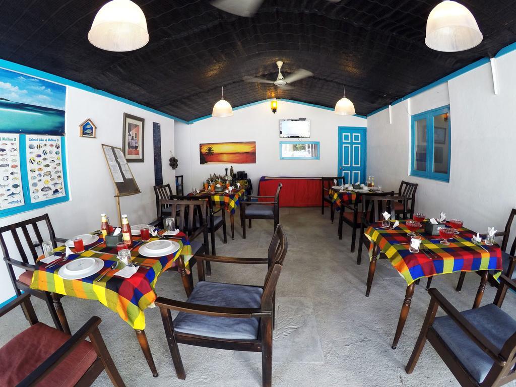 Rip Tide Vacation Inn, K.Guraidhoo กุราอิธู ภายนอก รูปภาพ