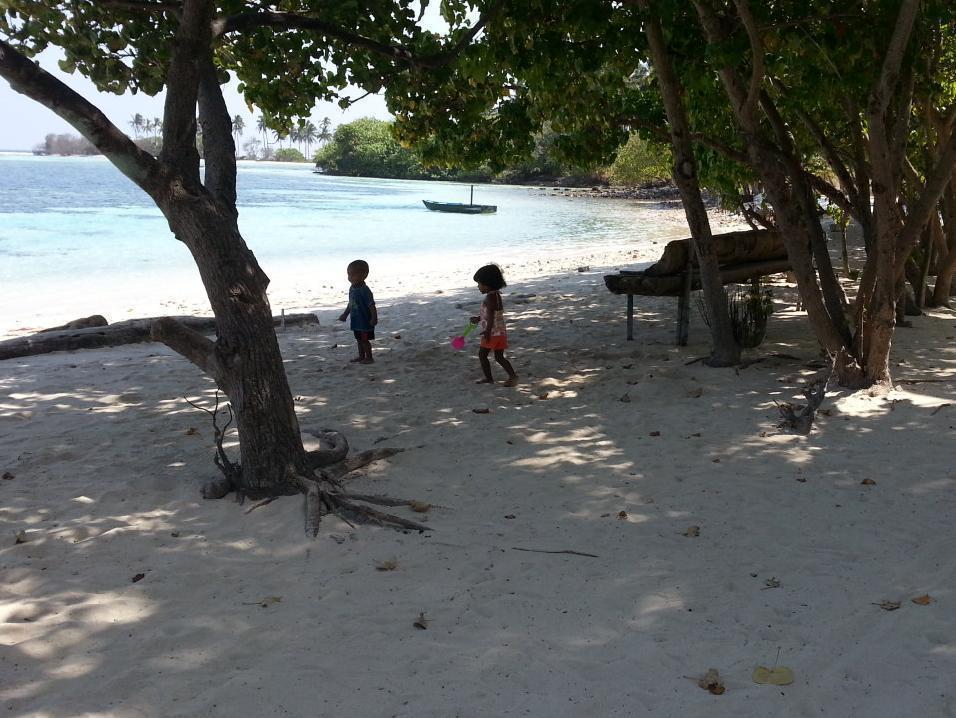 Rip Tide Vacation Inn, K.Guraidhoo กุราอิธู ภายนอก รูปภาพ