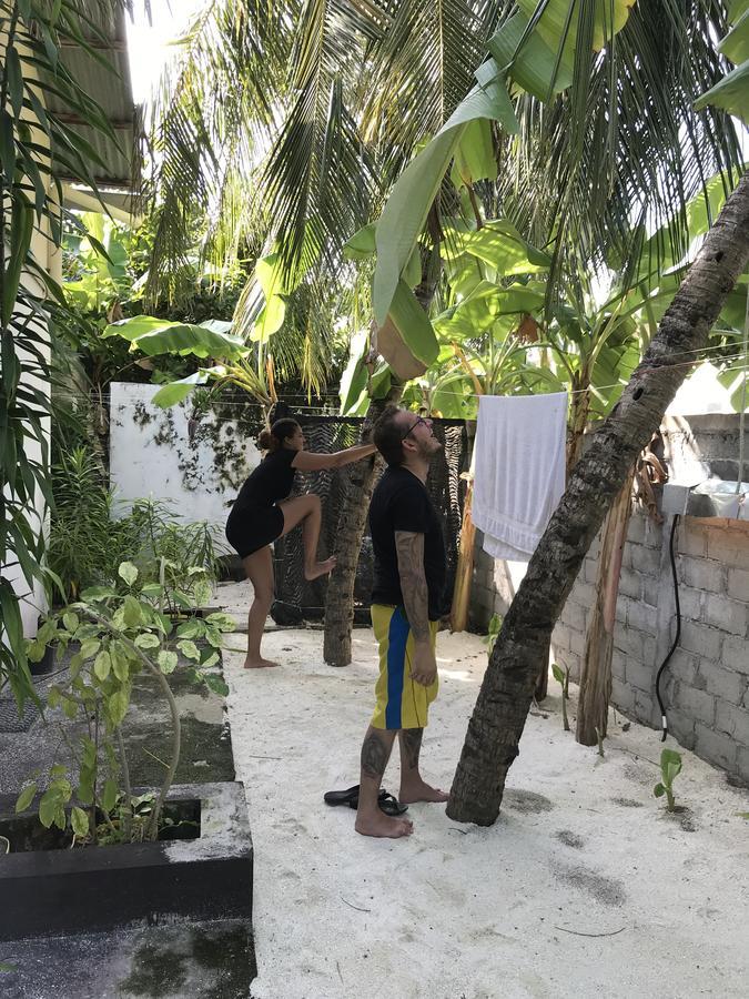 Rip Tide Vacation Inn, K.Guraidhoo กุราอิธู ภายนอก รูปภาพ